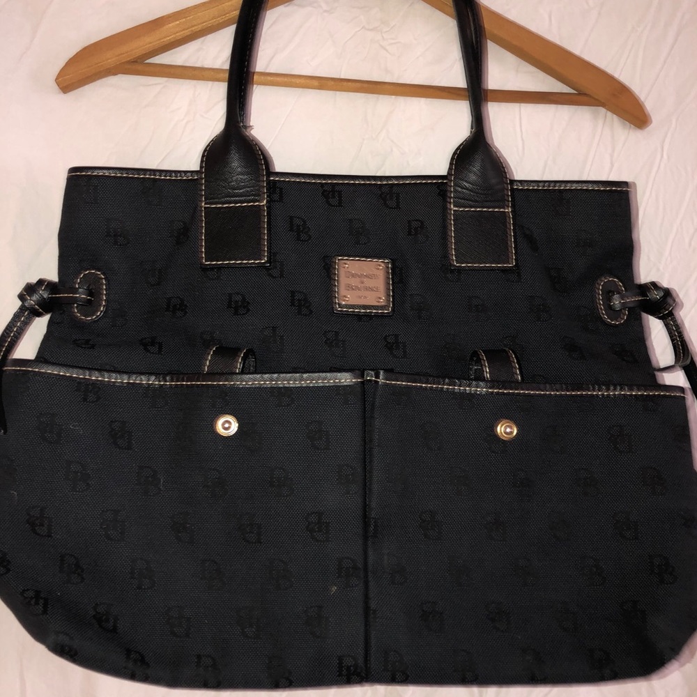 Dooney & Bourke Bag